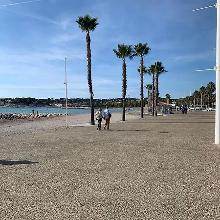 La Largarde 4* סיס-פור-לה-פלאז'